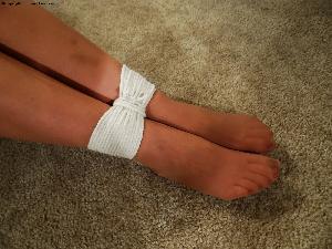 www.staciesnowbound.com - Domino 006 thumbnail